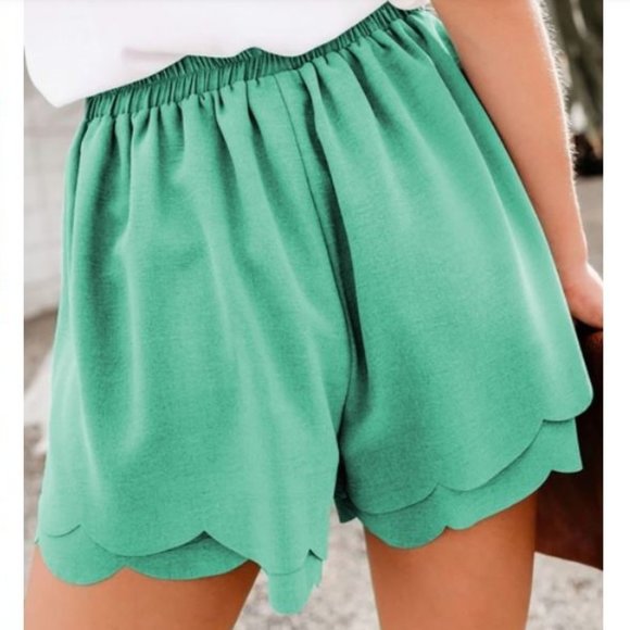 Seafoam Scalloped Shorts - Picture 3 of 7